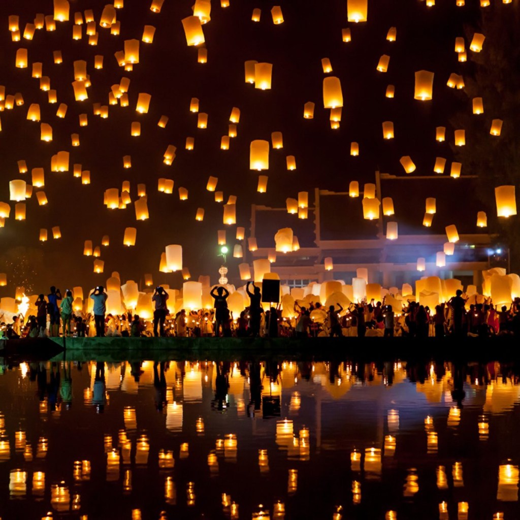 A River of Lights - Loy Krathong Festival


