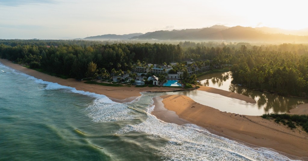 Devasom Khao Lak Beach Resort & Villas